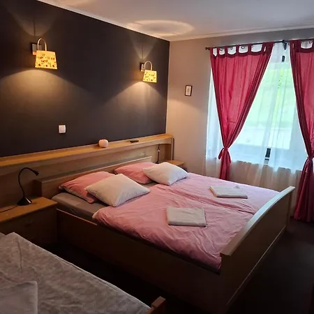 Jagoda I Cozy Alpine Near Bled 3*