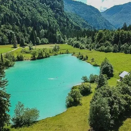 Hiša za goste Jagoda I Cozy Alpine Near Bled 3*