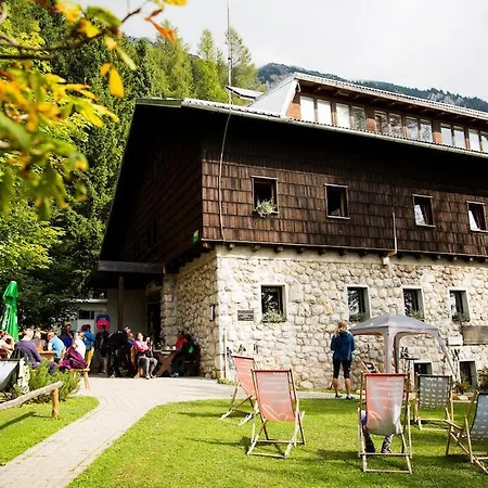Hiša za goste Jagoda I Cozy Alpine Near Bled Blejska Dobrava